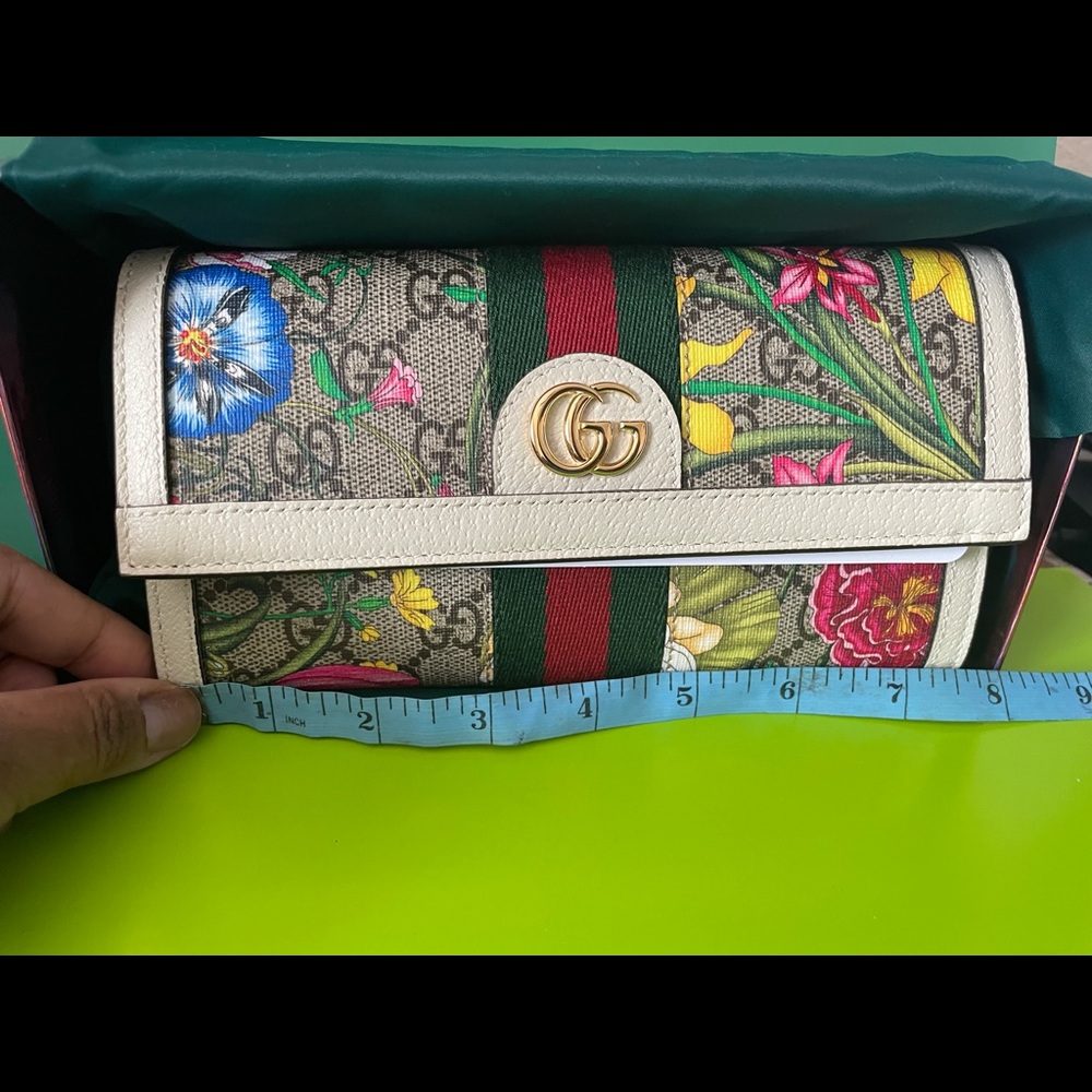 Brand new Gucci GG floral Ophidia wallet.